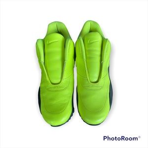 Nike Air, women’s size 9